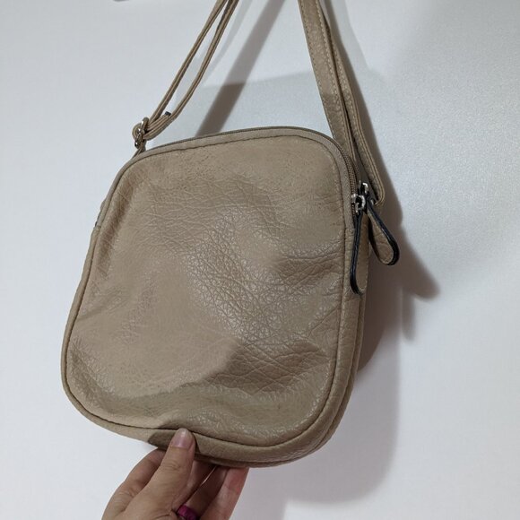 Rosetti Magnet Flap Crossbody Bag Purse Beige - Picture 4 of 7